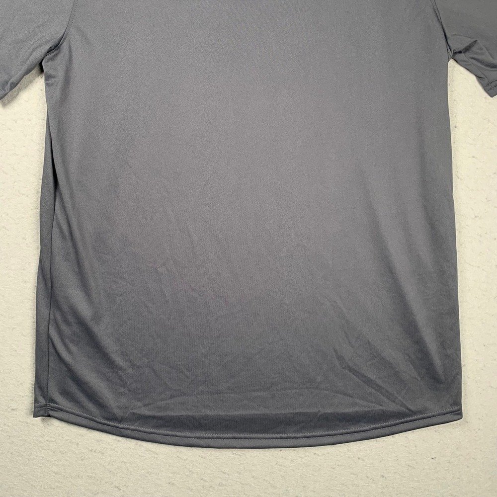 Under Armour Team Tech Shirt Mens Medium Gray Short Sleeve Loose Fit Lightweight - Picture 9 of 9